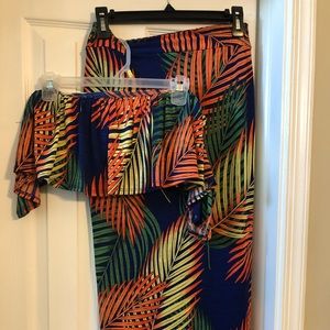 Tropical skirt set.